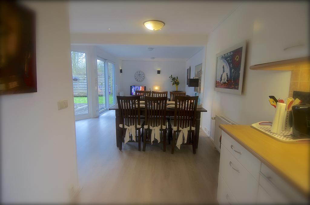 Holiday Home De Zuwe - Loosdrecht Kortenhoef Extérieur photo